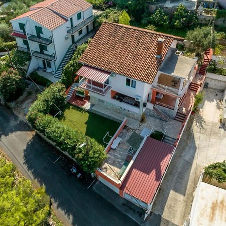 Apartments Josipa โตรกีร์ ภายนอก รูปภาพ