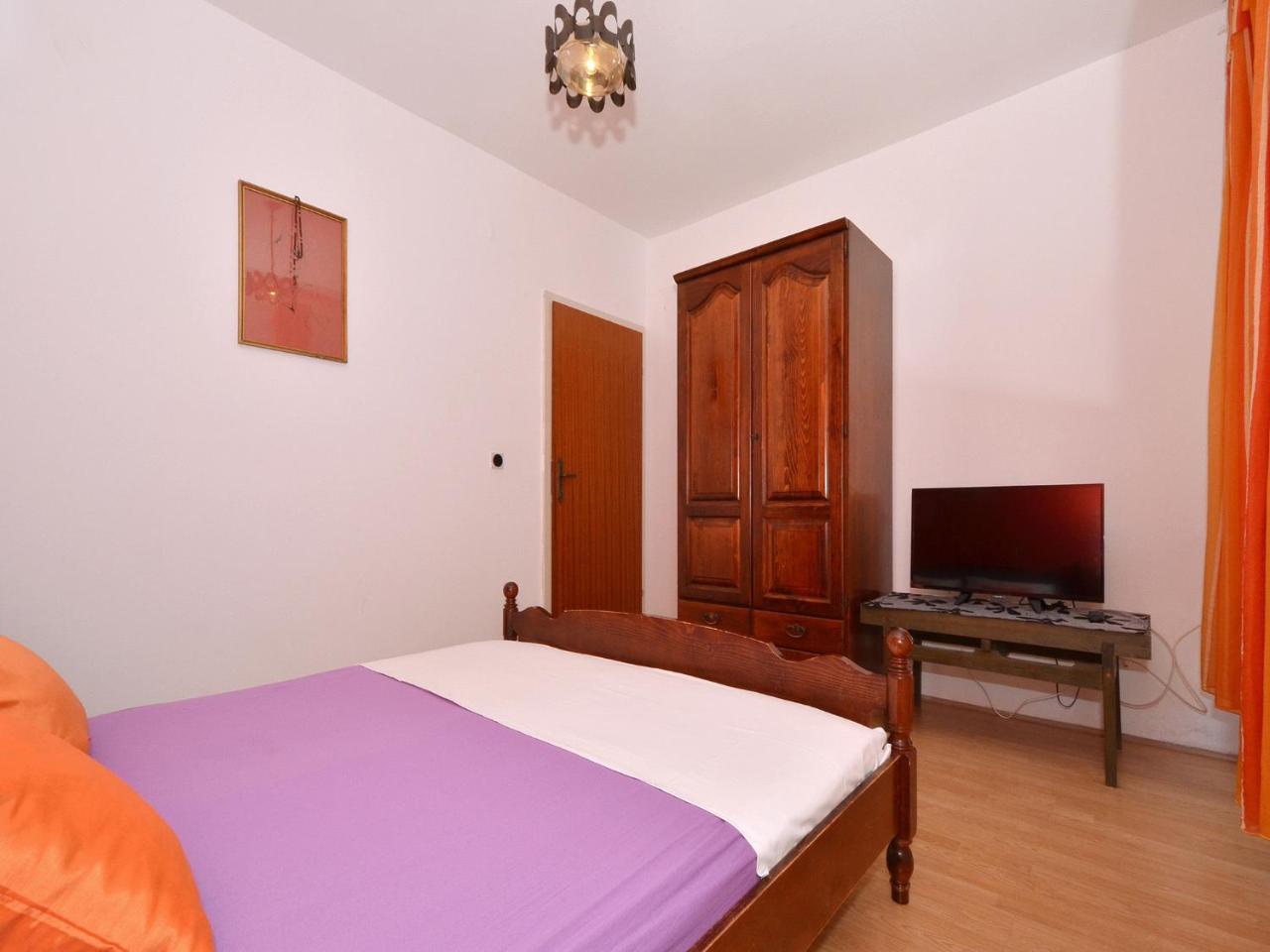 Apartments Josipa โตรกีร์ ภายนอก รูปภาพ