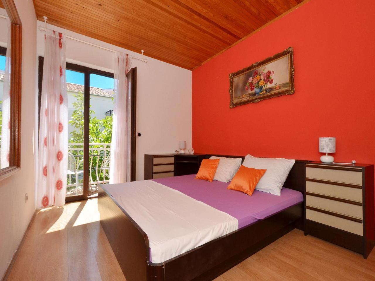 Apartments Josipa โตรกีร์ ภายนอก รูปภาพ