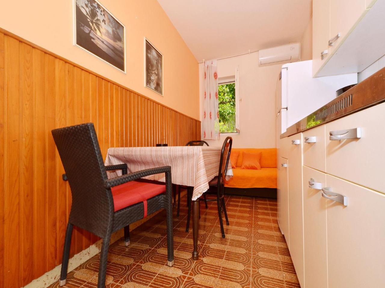 Apartments Josipa โตรกีร์ ภายนอก รูปภาพ