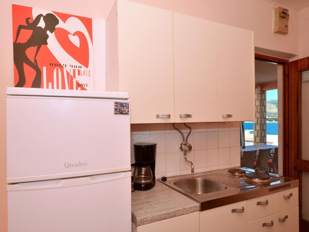 Apartments Josipa โตรกีร์ ภายนอก รูปภาพ