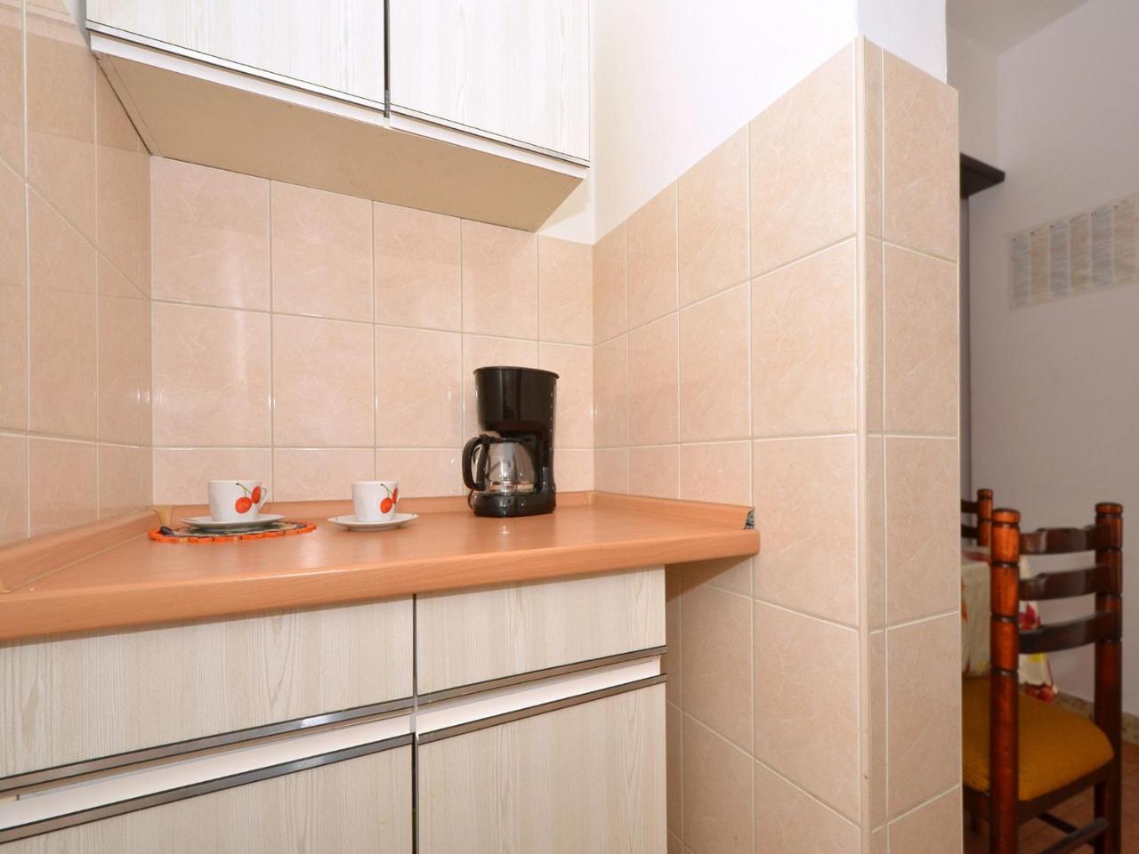 Apartments Josipa โตรกีร์ ภายนอก รูปภาพ